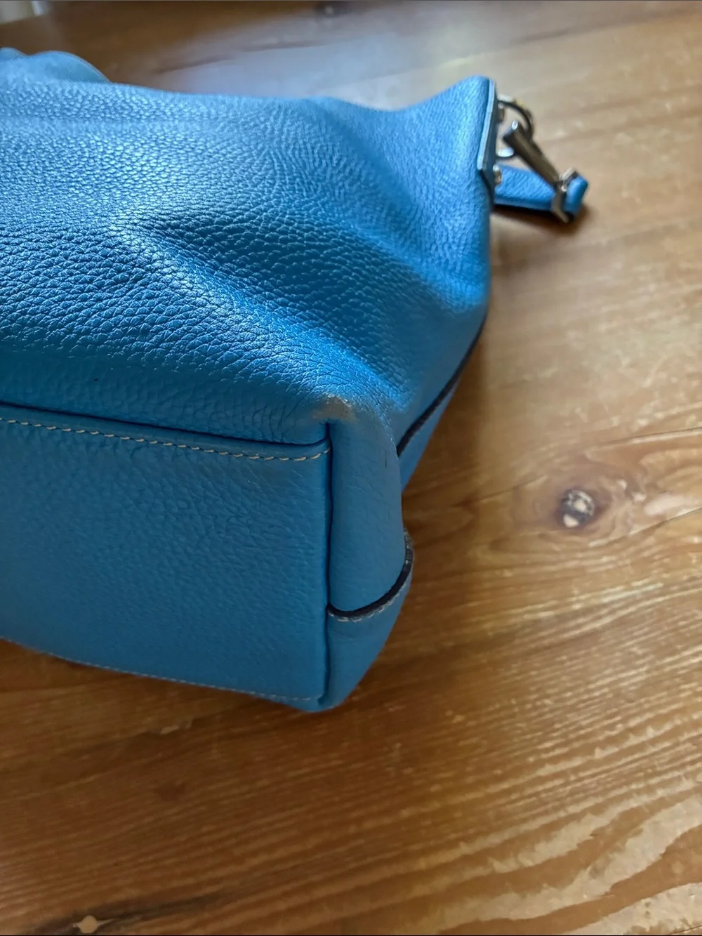 Fantastic Vintage Dooney Cerulean Blue Italian Leather Roomy Shoulder Hobo Bag